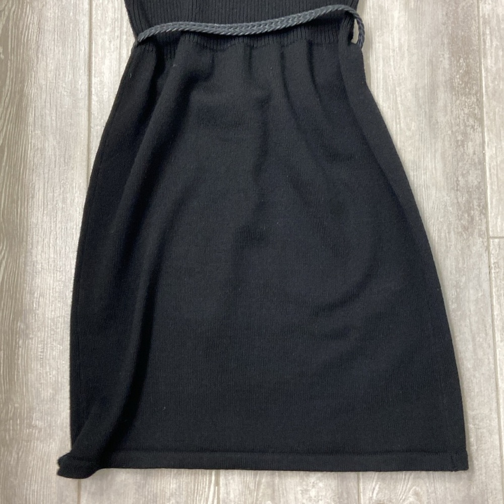 Caroll knit sweater dress like new! - Picture 12 of 12